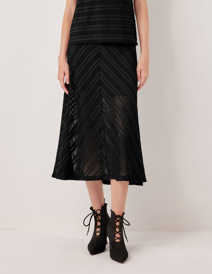 MARYLING Black Diagonal Texture Sheer Pleated Knit Knee-Length Skirt