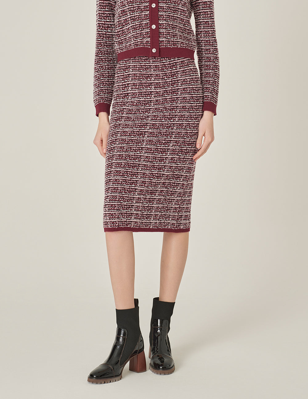 MARYLING Red & Black Plaid Imitation Tweed Knitted Knee-Length Straight Skirt