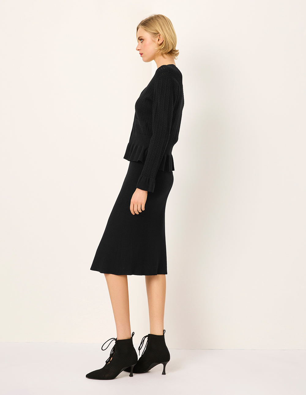 MARYLING V-neck Long-Sleeve Ruffle-Trim Knit Cardigan