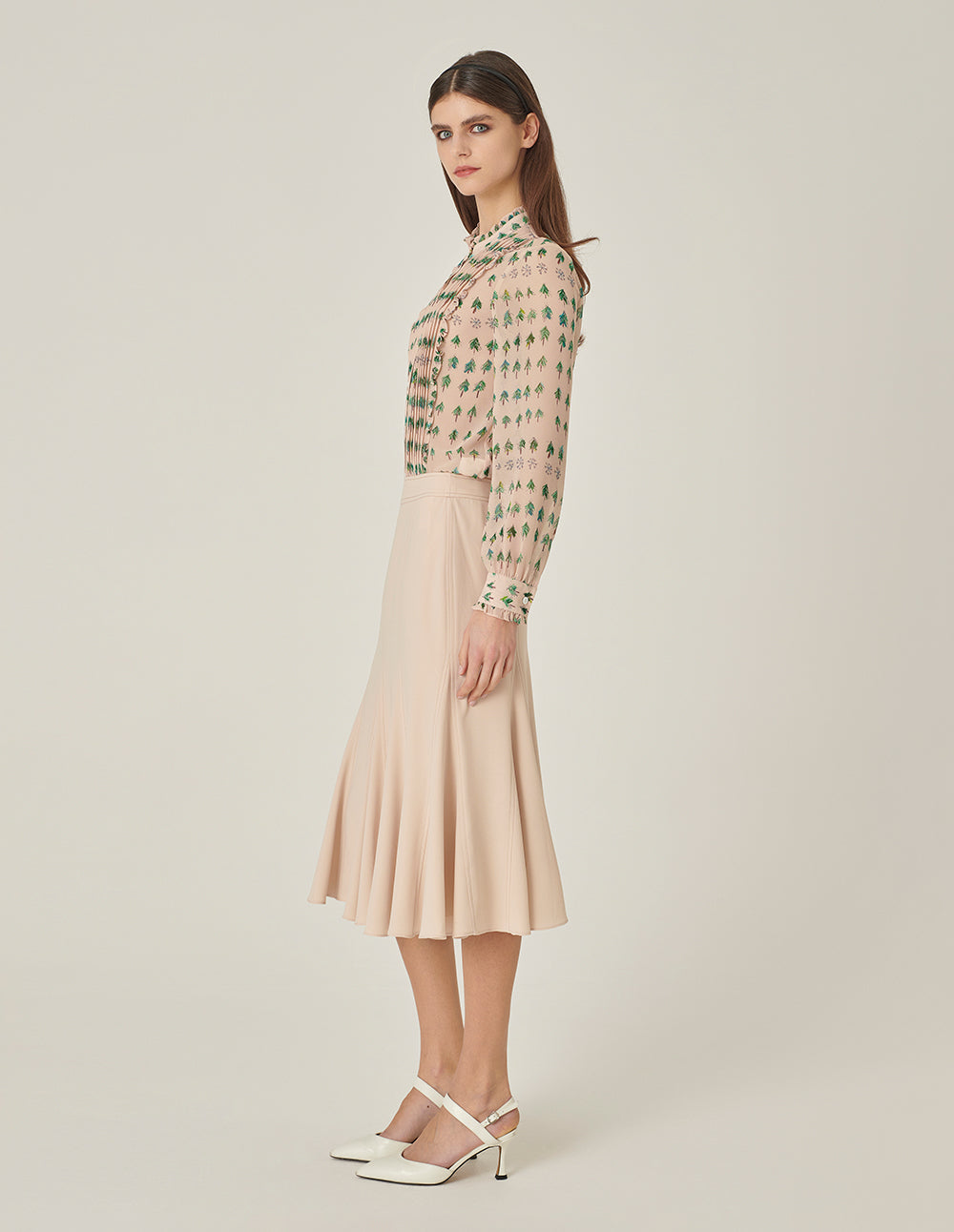 MARYLING Small Stand Collar Ruffle Tree-Printed Top