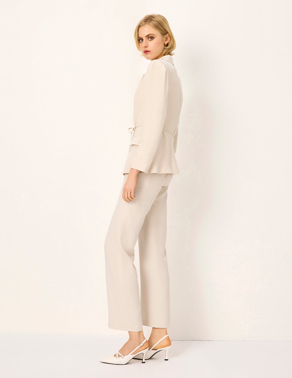 MARYLING Peaked Lapel Long-Sleeve Wrapped Silk Blazer