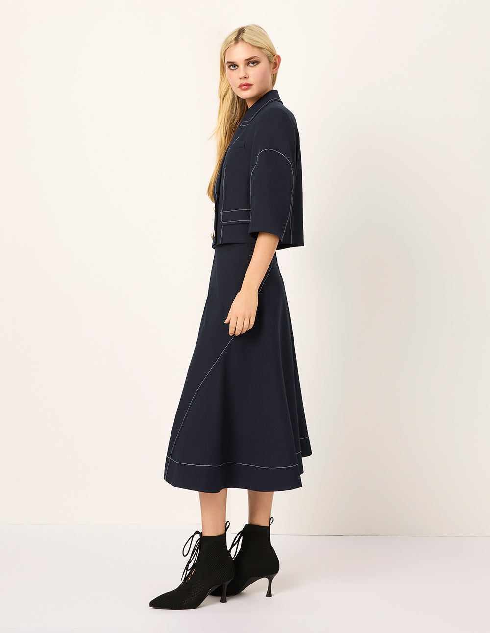 MARYLING Peaked Lapel Double-Breasted White Trim 3/4 Sleeve Jacket