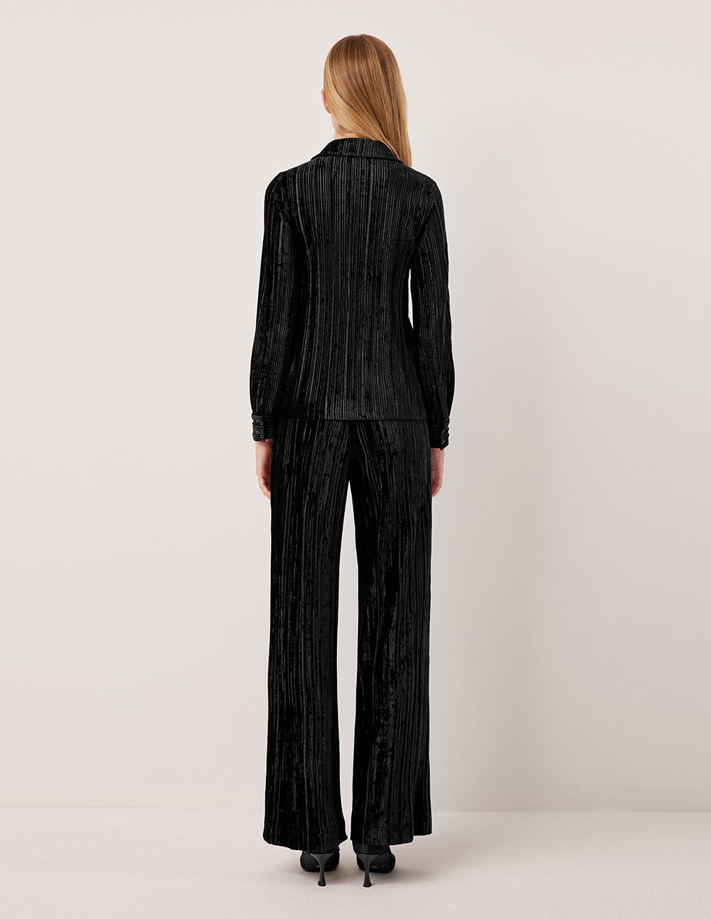 MARYLING Long Sleeve Pin-Tuck Velvet Blouse