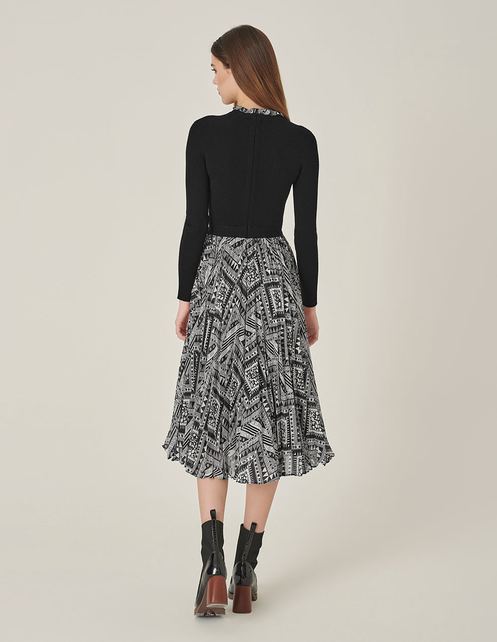 MARYLING Ruffle Collar Long-Sleeve Printed Patchwork Knitted Midi Dress