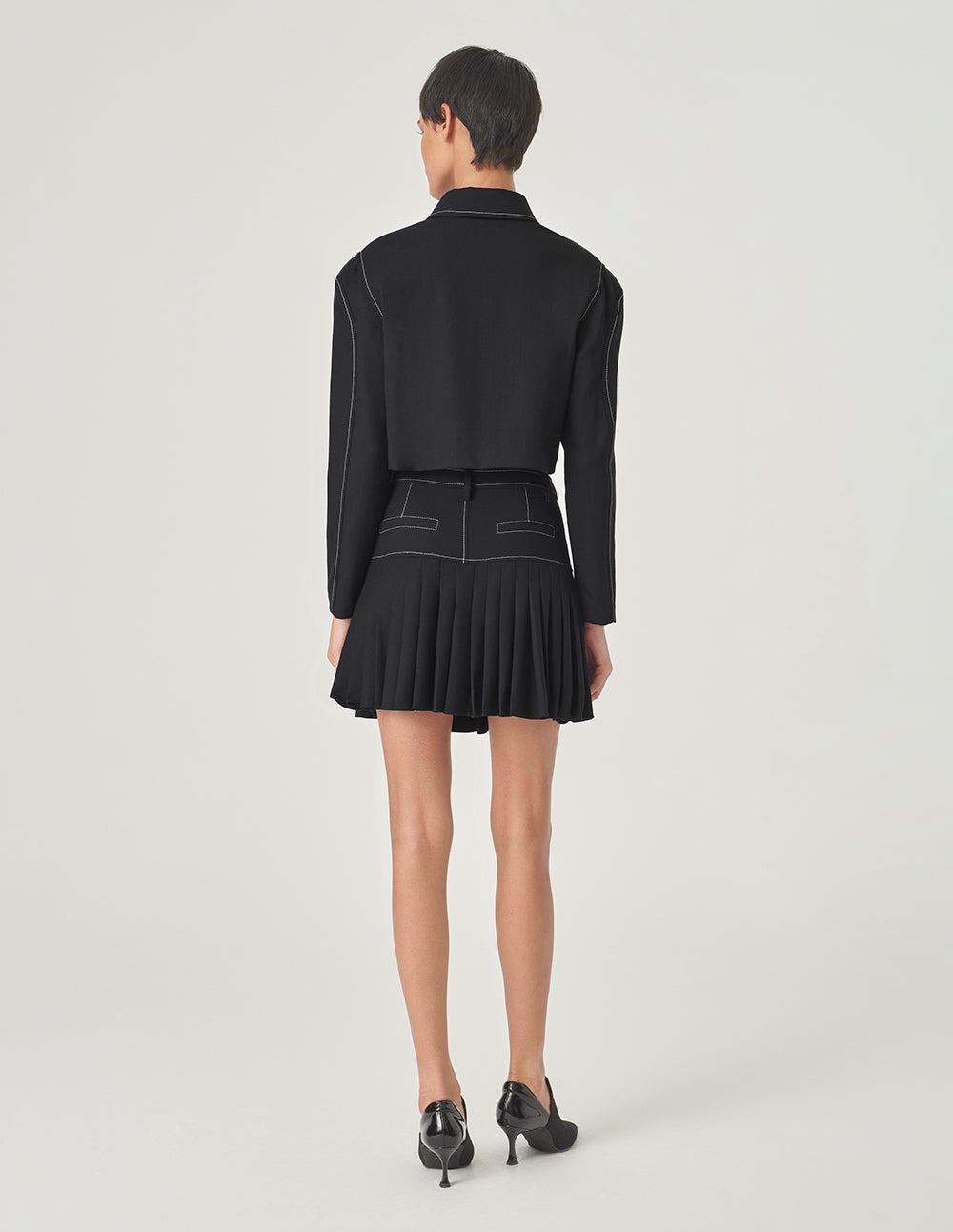 MARYLING Black Wide Shoulder Silhouette Short Jacket