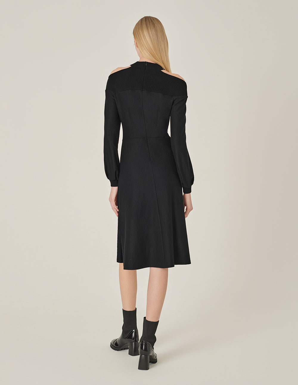 MARYLING Off-Shoulder Long Sleeve Patchwork Knit Wool Pleated Midi Dress