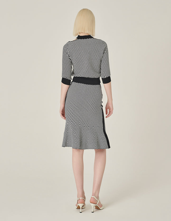 MARYLING Black And White Herringbone Off-Shoulder Mid-Sleeve Knitted Pullover