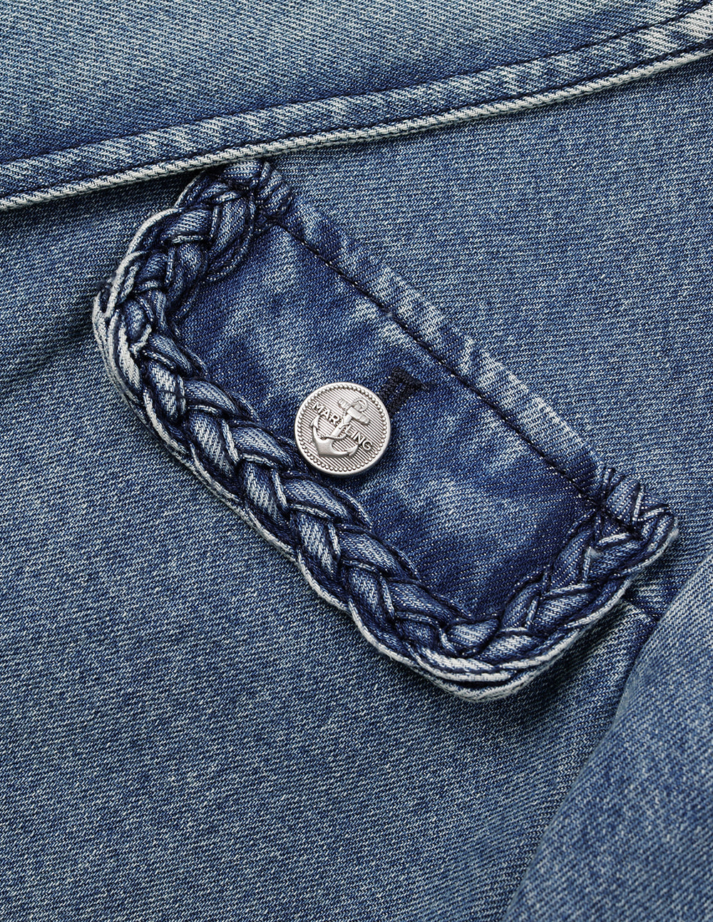 MARYLING Peaked Lapel Long-Sleeved 4-Pockets Wash Denim Jacket