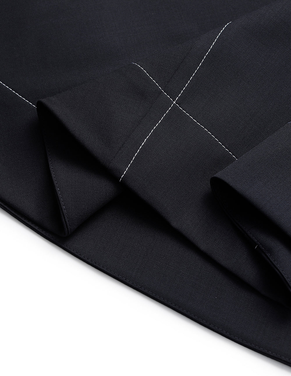 MARYLING White Trim Knee-Length Trumpet Skirt