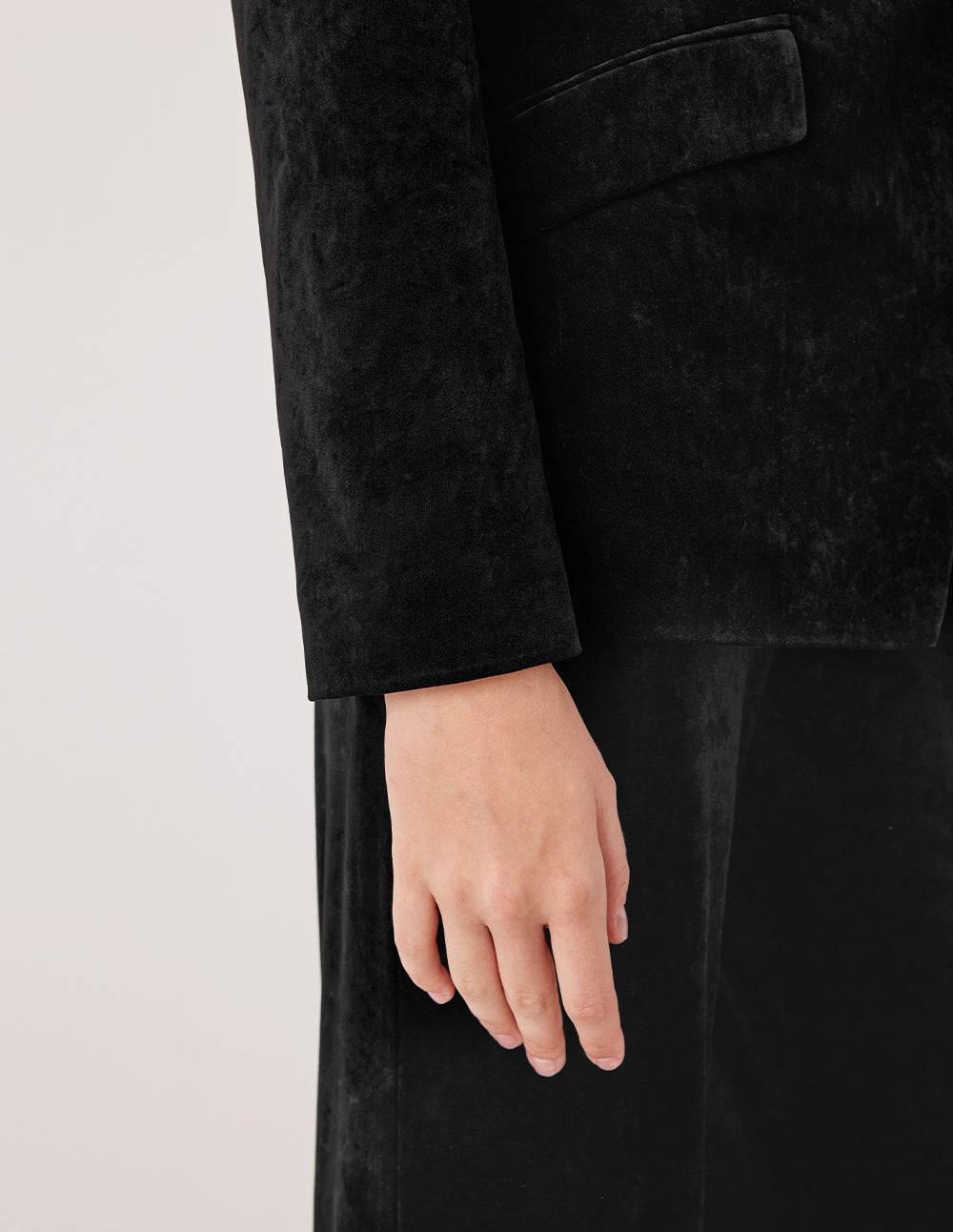 MARYLING Peak Lapel Long Sleeve Single-Breasted Blazer