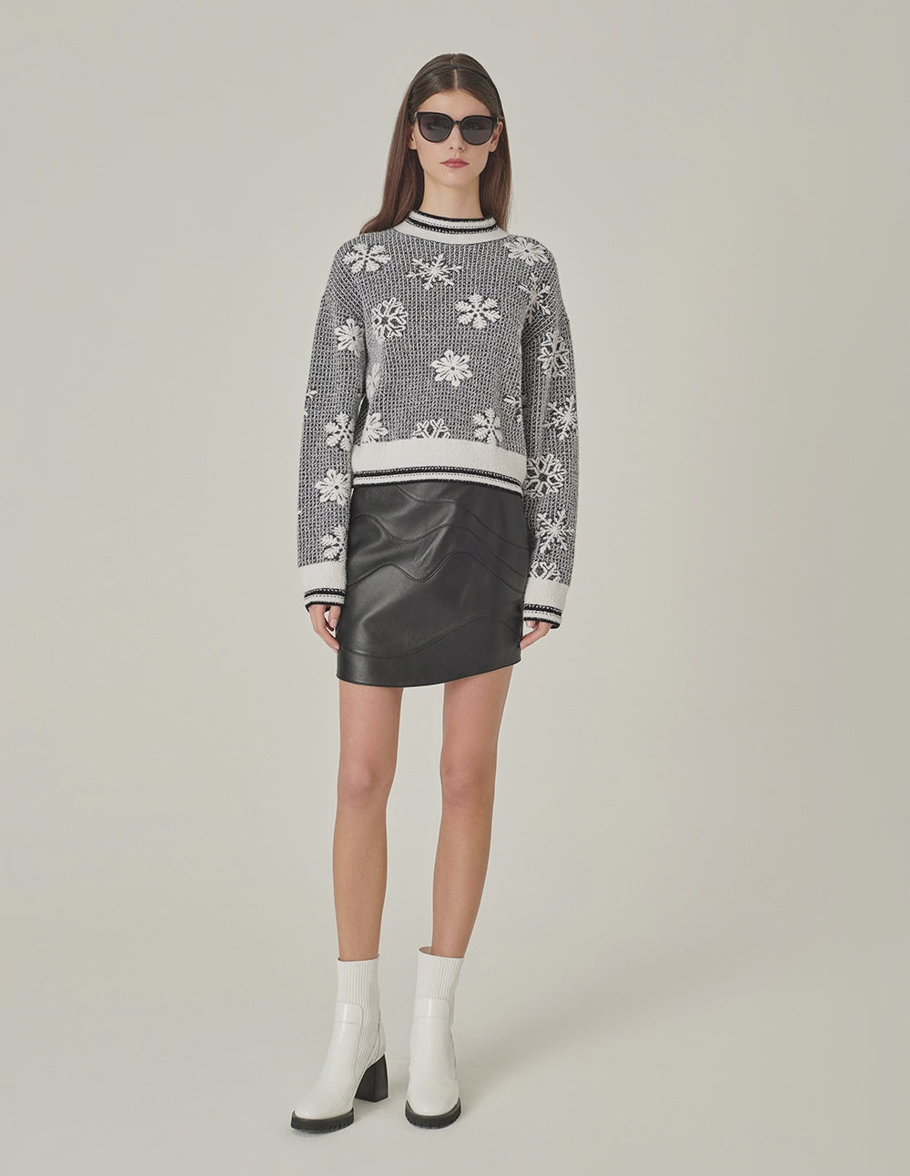 MARYLING Round Neck Snow-Flower Long-Sleeve Jacquard Knitted Cropped Pullover