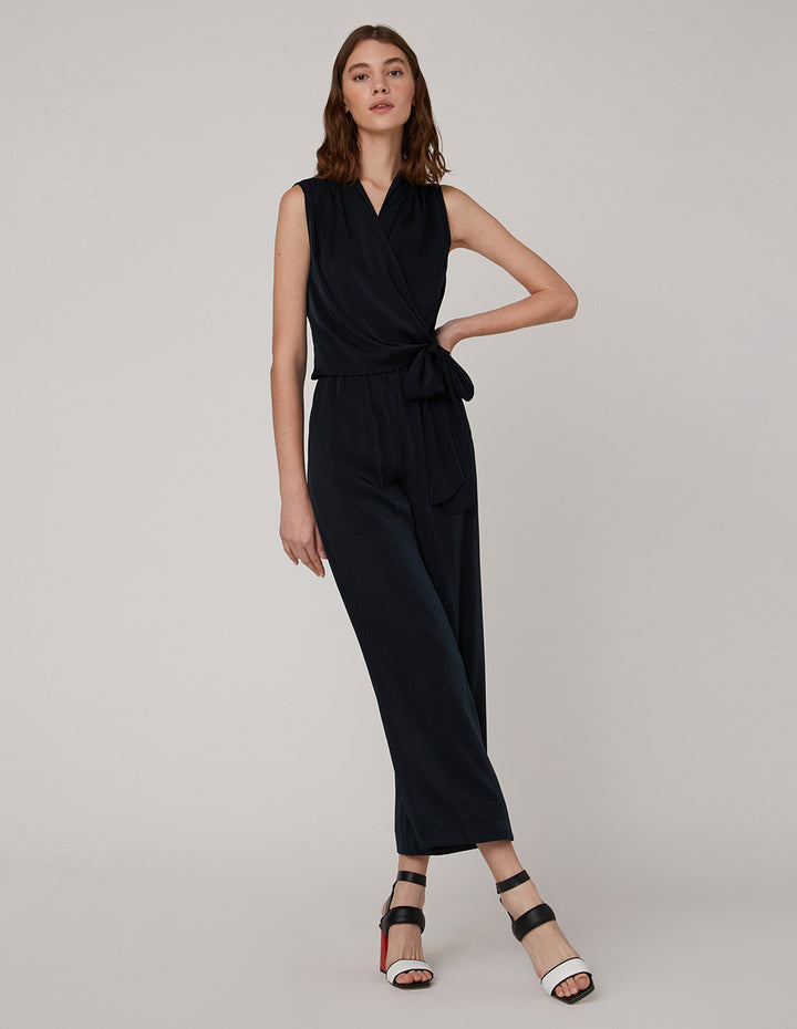 MARYLING Pleated V-Neck Sleeveless Top