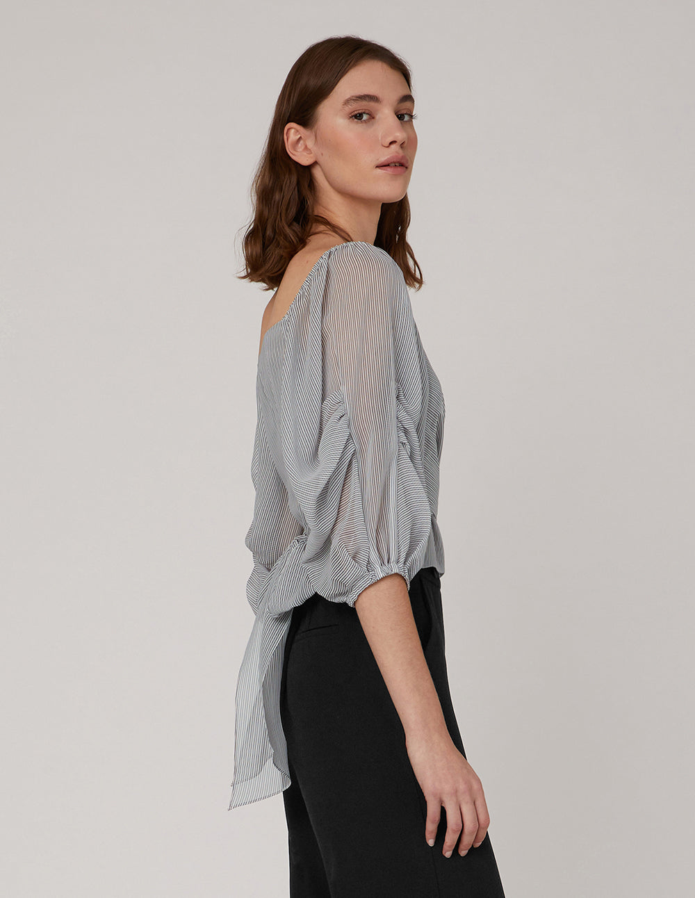 MARYLING V neck ruffled sleeves blouse