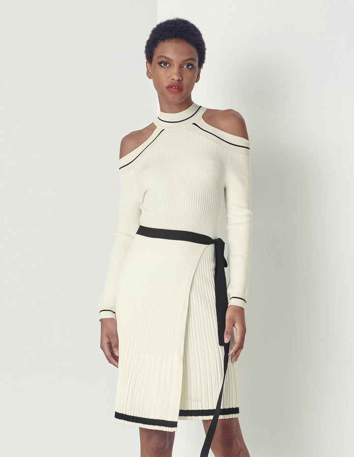 MARYLING Off shoulder black white knit dress