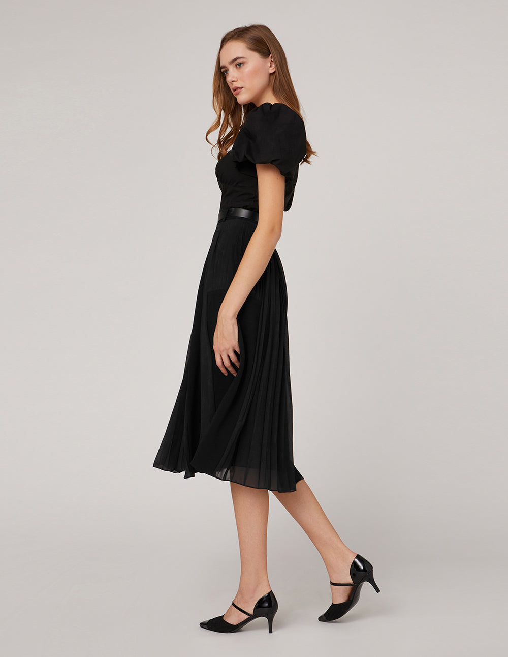 MARYLING V-neck puff sleeves top