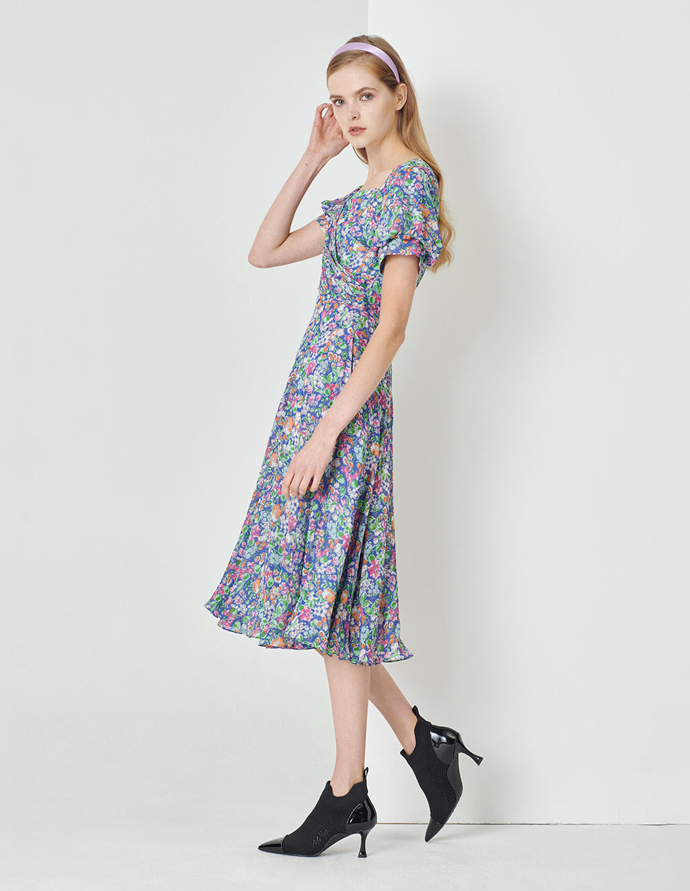 MARYLING Colourful Underwater Garden Square V-Neck Pinched Print Dress