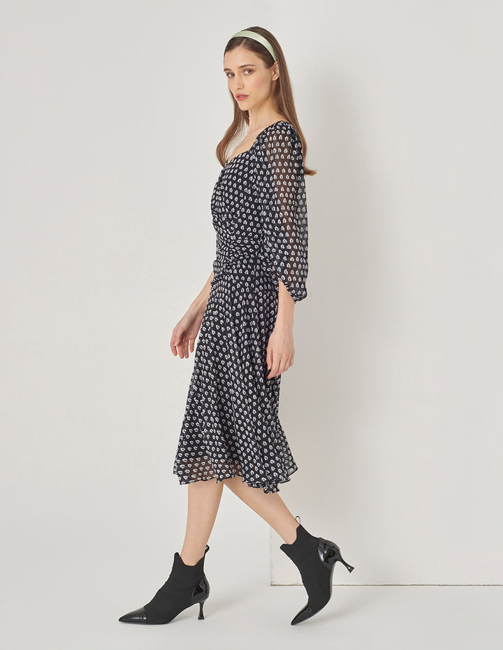 MARYLING Black And White Forest V-Neck Pinched Puff Sleeve Dress