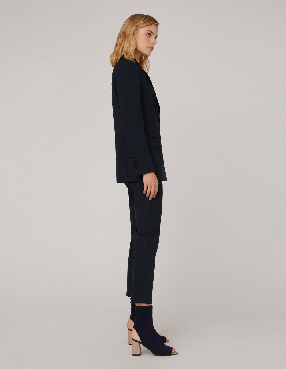 MARYLING Peak-Lapel Double-Breasted Slim-Fit Blazer