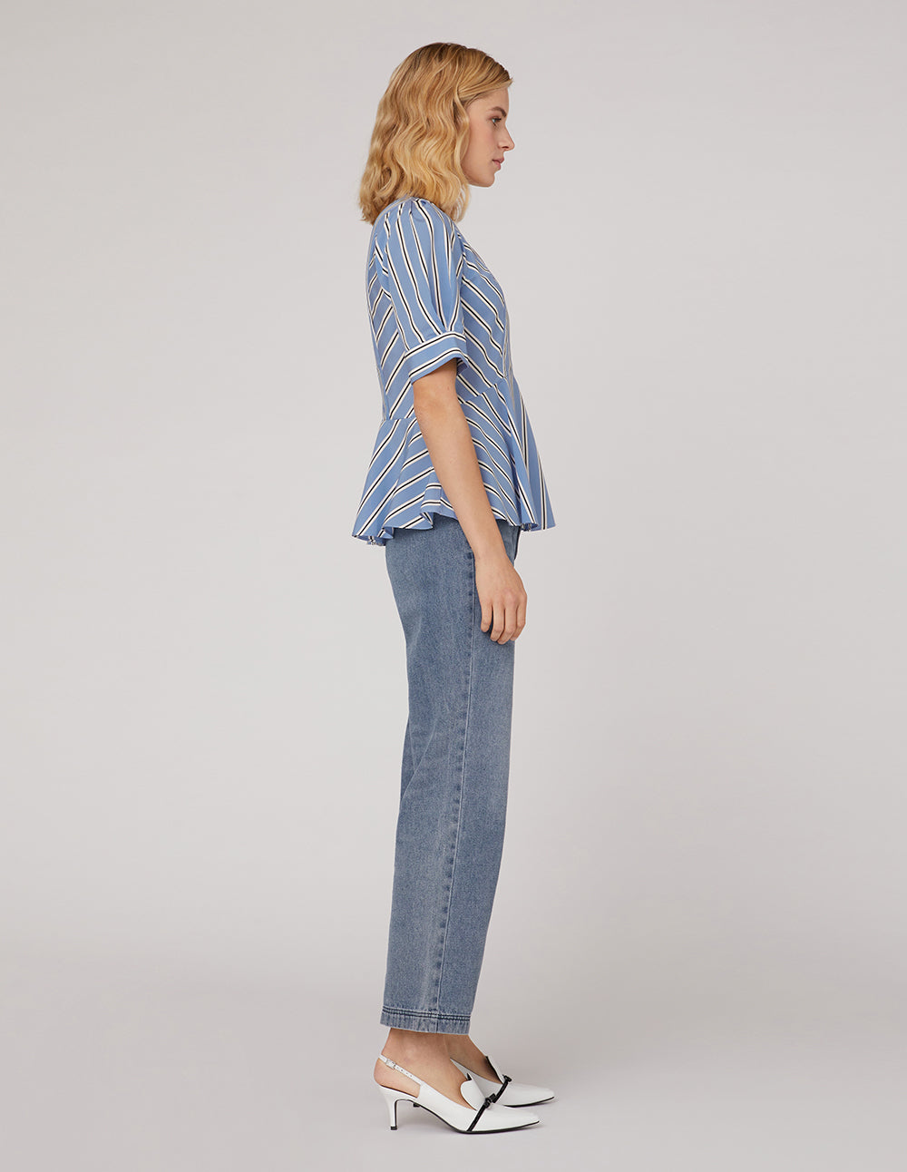 MARYLING Blue white stripes wavy hem top