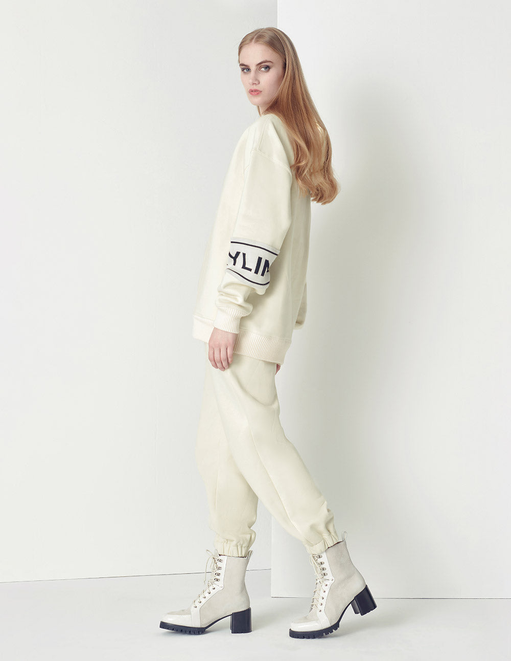 MARYLING off-white simple and elegant wool with stitching sweatpants