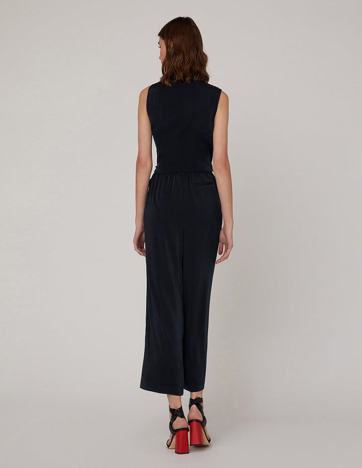 MARYLING Pleated V-Neck Sleeveless Top