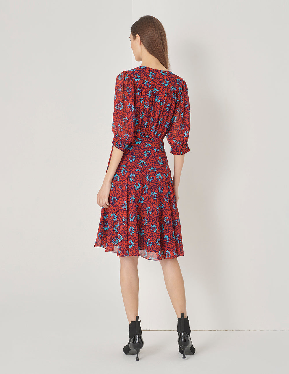 MARYLING Red Floral V-Neck Puff Sleeve Lace-Up Dress