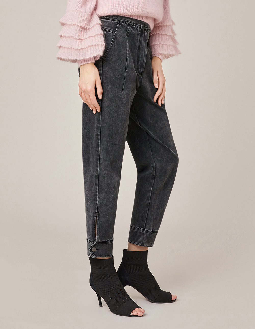 MARYLING HIGH-WAIST MEDIUM WASH ROLLED HEM JEANS