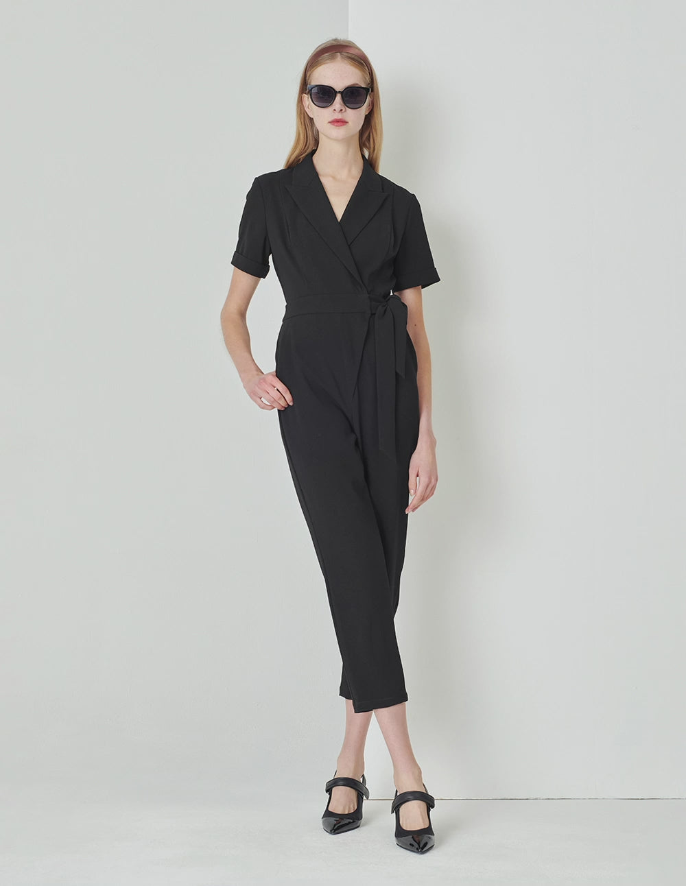 MARYLING Black Short-Sleeved Suit-Style Strap Jumpsuit