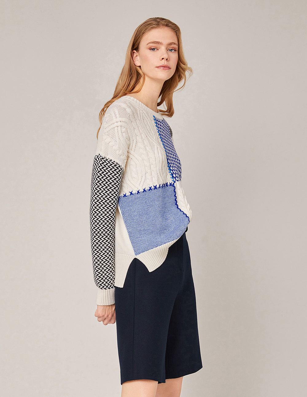 MARYLING DARK BLUE BERMUDA SHORTS